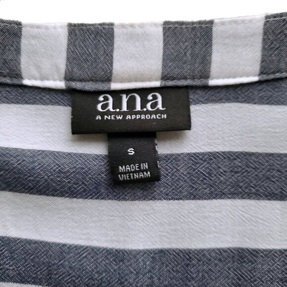 a.n.a  Gray & White Lightweight Long /Roll Tab Sleeve Striped Long line Shirt S - Picture 9 of 16